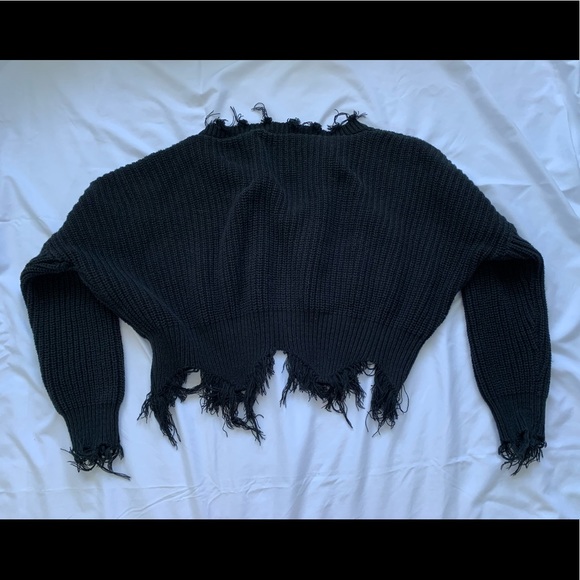 ROMWE Cropped Sweater - Picture 3 of 4